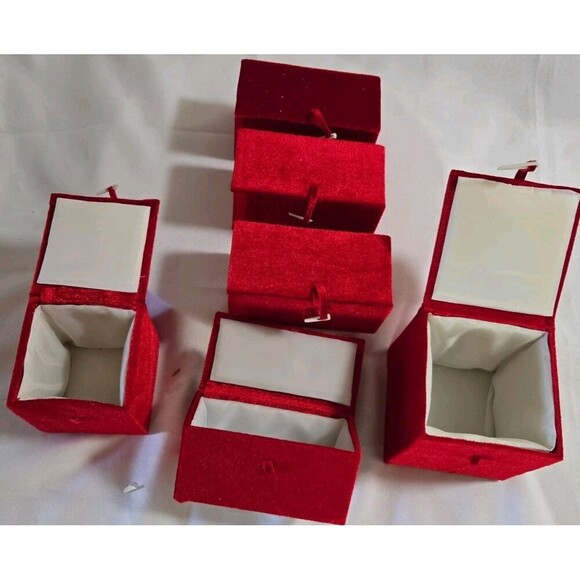 Unbranded Other - Gift Box Red Velvet & Satin Nice Keepsakes Storage Jewerly Trinket  Lid Empty